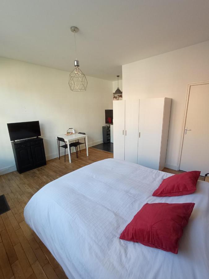 Au Pied Du Beffroi Appartement Arras Buitenkant foto