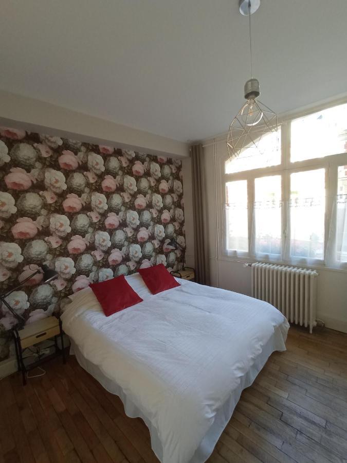 Au Pied Du Beffroi Appartement Arras Buitenkant foto